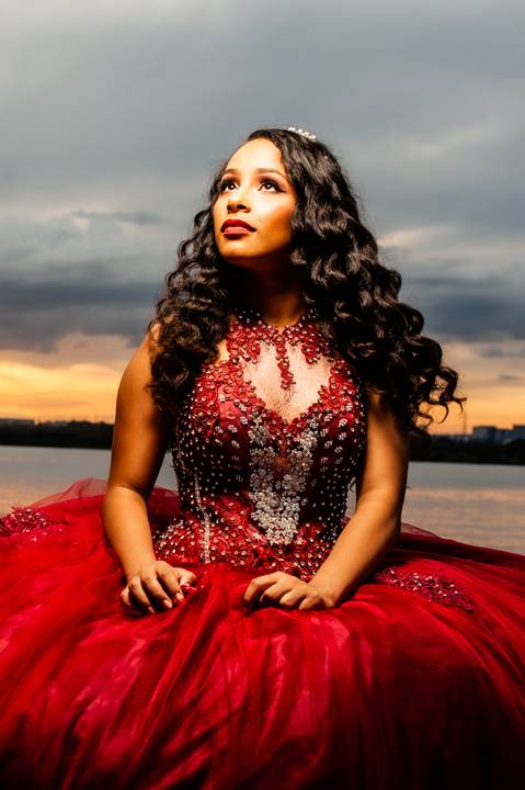 15 anos - debutante em brasilia - fotografia de debutante - vestido vermelho - debutande erminda dom bosco'