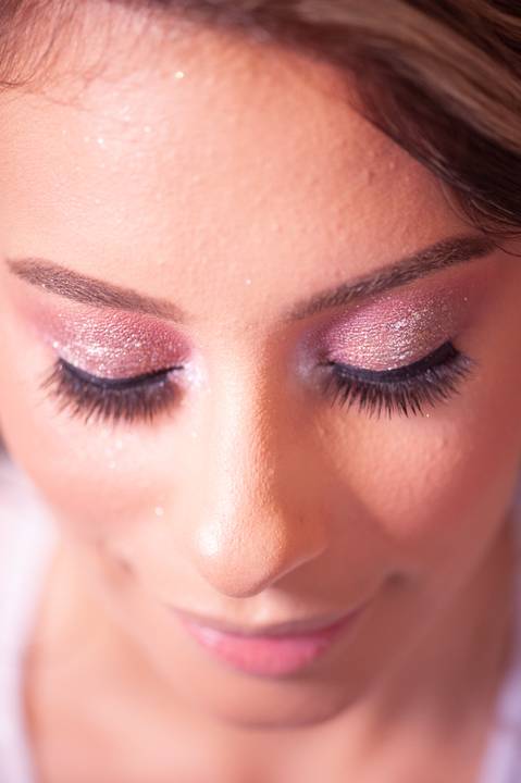 fazenda apoena  -  casamento - casamento annie e Advaldo - casamento na fazenda  - make da noiva  um olha  '