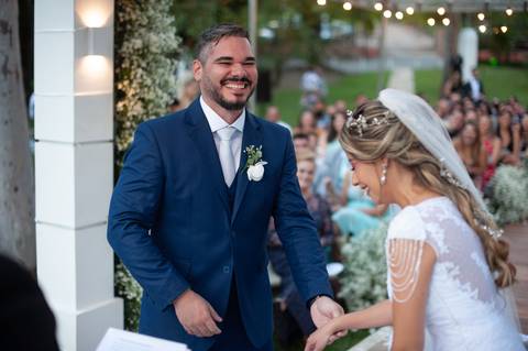 fazenda apoena  -  casamento - casamento annie e Advaldo - casamento na fazenda  - o sorriso mais lindo  entre  este casal '