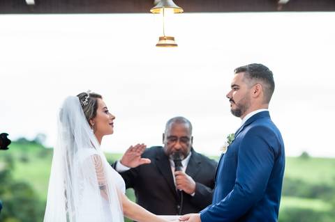 fazenda apoena  -  casamento - casamento annie e Advaldo - casamento na fazenda  - a benção  final  algo perfeito '