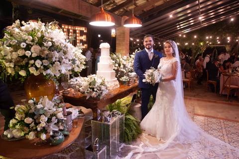 fazenda apoena  -  casamento - casamento annie e Advaldo - casamento na fazenda  - casal posado '