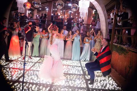 fazenda apoena  -  casamento - casamento annie e Advaldo - casamento na fazenda  - pista de dança da noiva com o noivo de flamengo '