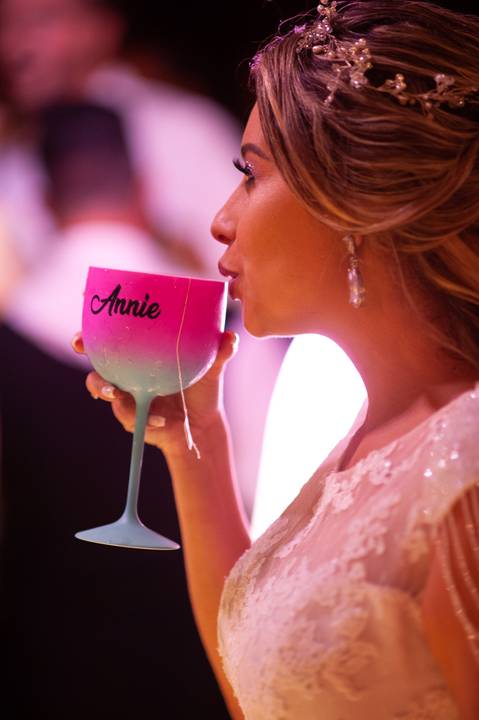 fazenda apoena  -  casamento - casamento annie e Advaldo - casamento na fazenda  - um drink para alegrar a noiva '