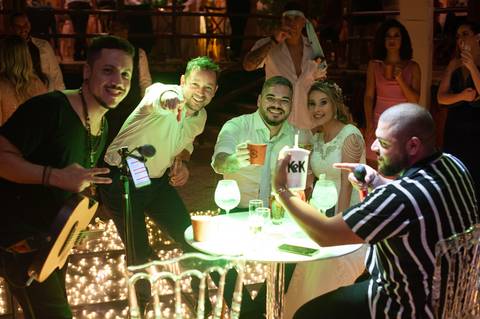 fazenda apoena  -  casamento - casamento annie e Advaldo - casamento na fazenda  - reunião do pagode  fim de festa rosa de pagode '