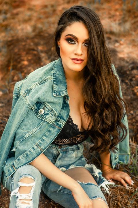 ensaio fotografico - ensaio feminino - fotografia de  mulher  - ensaio fotografico no gama - ensaio fotografico na santa maria  - make up - por do sol '