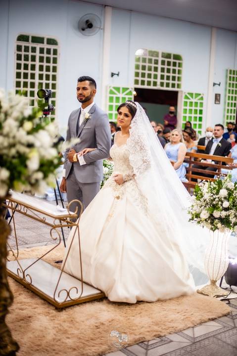 casamento - casamento católico - casamento Thalia e tiago - casamento em santa maria - wedding - ensaio de casal - felizes para sempre - casamento na pandemia - noivos '