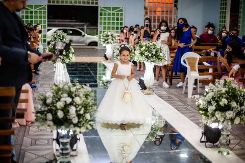 casamento - casamento católico - casamento Thalia e tiago - casamento em santa maria - wedding - ensaio de casal - felizes para sempre - casamento na pandemia -  porta alianca '