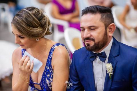 casamento - casamento católico - casamento Thalia e tiago - casamento em santa maria - wedding - ensaio de casal - felizes para sempre - casamento na pandemia - choro da mãe '