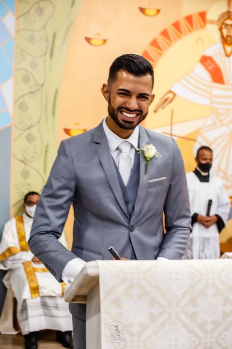 casamento - casamento católico - casamento Thalia e tiago - casamento em santa maria - wedding - ensaio de casal - felizes para sempre - casamento na pandemia - assinatura padrinho'