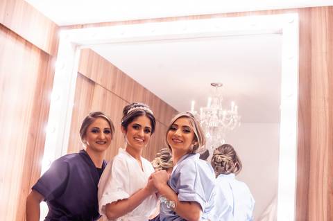 casamento - casamento católico - casamento Thalia e tiago - casamento em santa maria - wedding - ensaio de casal - felizes para sempre - casamento na pandemia -  mae e irmaã'