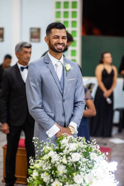 casamento - casamento católico - casamento Thalia e tiago - casamento em santa maria - wedding - ensaio de casal - felizes para sempre - casamento na pandemia -  noivo '