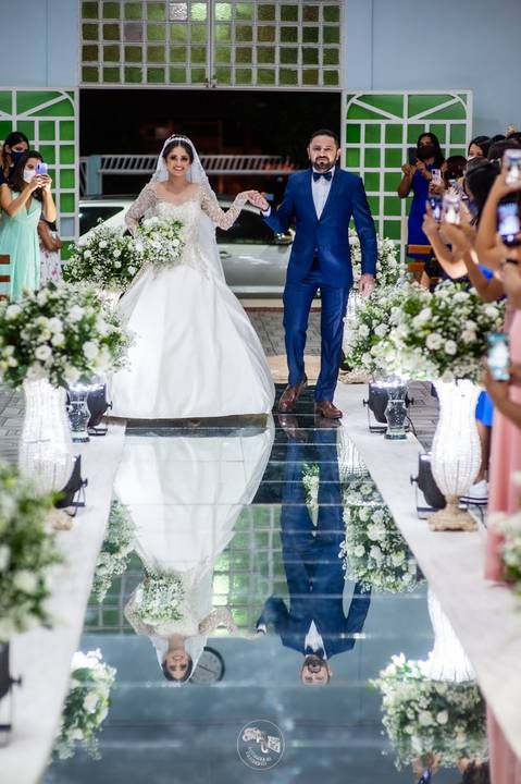 casamento - casamento católico - casamento Thalia e tiago - casamento em santa maria - wedding - ensaio de casal - felizes para sempre - casamento na pandemia -  entrada noiva '