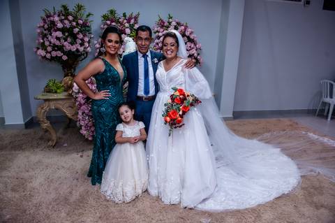 iramos e pai  noiva e sobrinha '