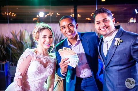 gravata com dinheiro '