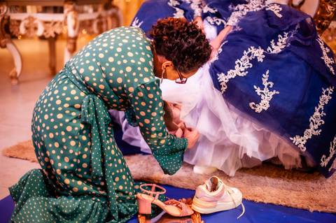 menina-15 anos-vestido azul- festa de 15 anos - espaço jardim gama  - '