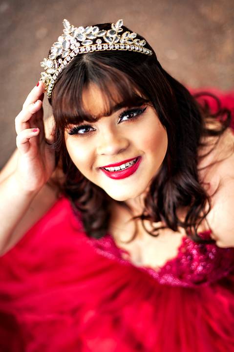 15 anos  Brenda  - ensaio de 15 - ensaio de 15 externos  - vestido de  princesa  - ensaio fotografico '