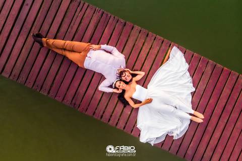 wedding - casamento andressa e Alan - andressa e Alan  - casamento em pires do rio  por do sol  cais  de cima com drone '