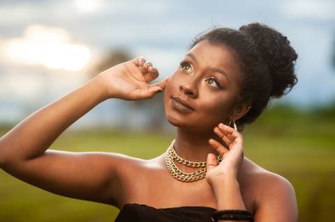  ensaio  fotografico africa - ensaio fotografico negra - ensaio belezas do brasil - cacho - beleza negra   - fabio carvalho - ensaio externa  - ensaio fotografico  externo - ensaio por do sol  '