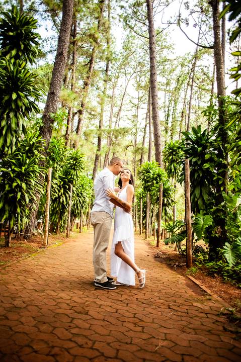 casal  - ensaio  casal  -  jardim botanico  -  ensaio de casal no jardim botãnico  - ensaio a tarde  - floresta  -  natureza '
