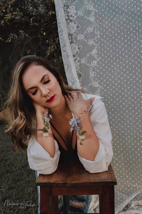 ensaio - ensaio feminino - estúdio - ensaio bh - ensaio interno - ensaio ensaio bh - ensaio interno - ensaio fotográfico - belo horizonte - belezafeminina - auto estima - retrato feminino - modelo feminina - sp-extrema-bragança paulista'