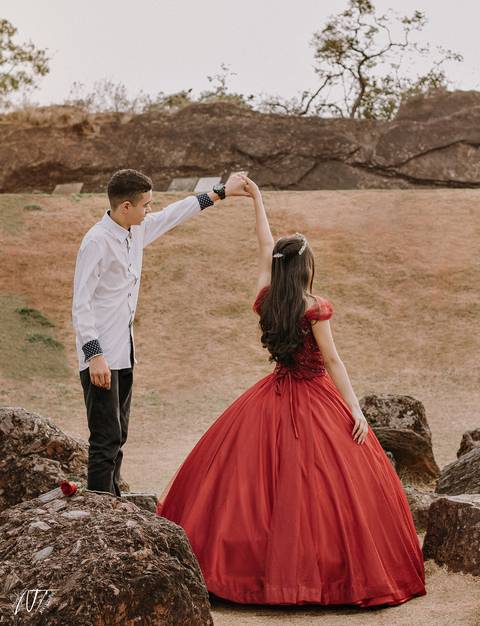 ensaio - ensaio feminino - ensaio externo - ensaio bh - ensaio fotográfico - belo horizonte - beleza feminina - auto estima - sao paulo - bragança paulista - extrema - minas gerias - aniversario - portrait - 15 anos - fifteen - ensaio 15 anos '