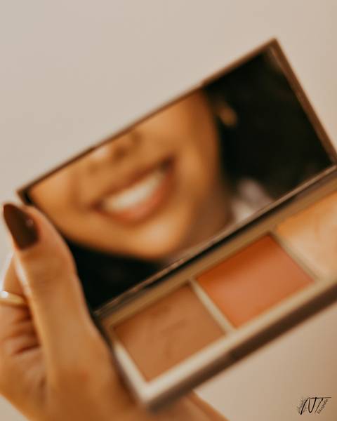 ensaio - ensaio feminino - estúdio - ensaio bh - ensaio interno - ensaio fotográfico - belo horizonte - beleza feminina - auto estima - sao paulo - bragança paulista - extrema - minas gerias - portrait - corporativo - reposicionamento de marca'