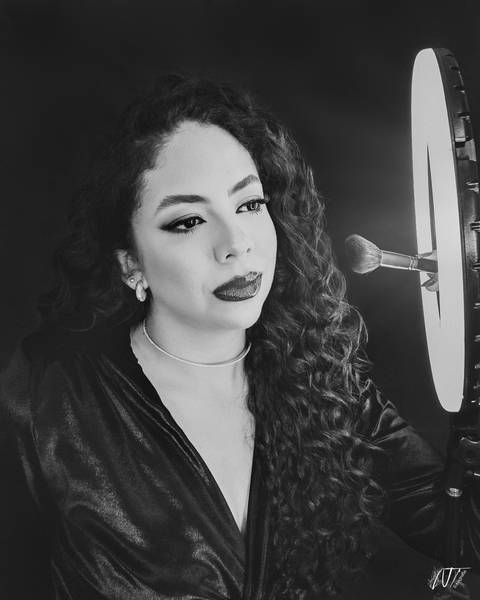 ensaio - ensaio feminino - estúdio - ensaio bh - ensaio interno - ensaio fotográfico - belo horizonte - beleza feminina - auto estima - sao paulo - bragança paulista - extrema - minas gerias - portrait - corporativo - reposicionamento de marca'