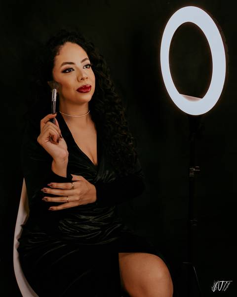 ensaio - ensaio feminino - estúdio - ensaio bh - ensaio interno - ensaio fotográfico - belo horizonte - beleza feminina - auto estima - sao paulo - bragança paulista - extrema - minas gerias - portrait - corporativo - reposicionamento de marca'