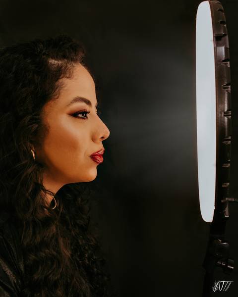 ensaio - ensaio feminino - estúdio - ensaio bh - ensaio interno - ensaio fotográfico - belo horizonte - beleza feminina - auto estima - sao paulo - bragança paulista - extrema - minas gerias - portrait - corporativo - reposicionamento de marca'