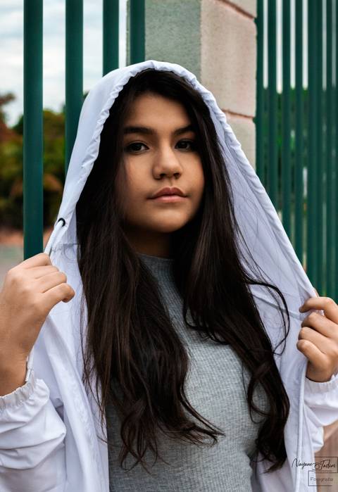 #ensaiofemininobh #ensaiourbanobh #ensaiourbanofeminino #ensaio15anos #book15anos #lookparaensaio #ensaioexternobh #fotografiabh #bookfeminino #book15anos #fotografiadebutantesbh #posesparafotos '