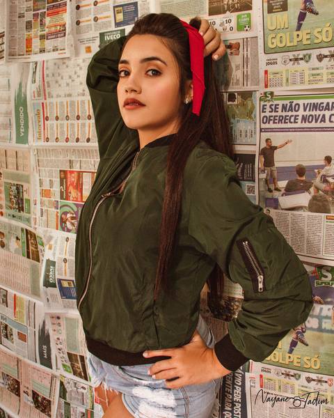 ensaio - ensaio feminino - estúdio - ensaio bh - ensaio interno - ensaio fotográfico - belo horizonte - beleza feminina - auto estima - retrato feminino - modelo feminina '