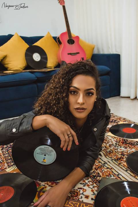 ensaio - ensaio feminino - estúdio - ensaio bh - ensaio interno - ensaio fotográfico - belo horizonte - beleza feminina - auto estima - retrato feminino - modelo feminina - modelo feminina '