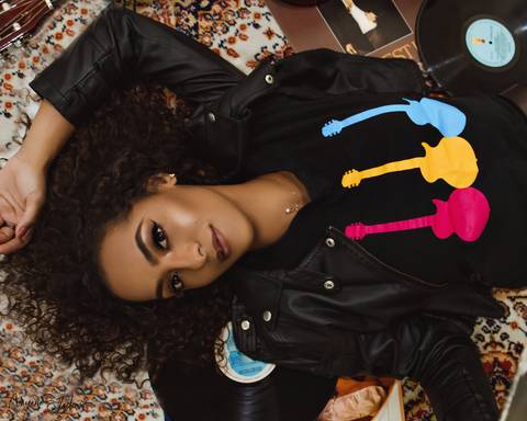 ensaio - ensaio feminino - estúdio - ensaio bh - ensaio interno - ensaio fotográfico - belo horizonte - beleza feminina - auto estima - retrato - modelo feminina'