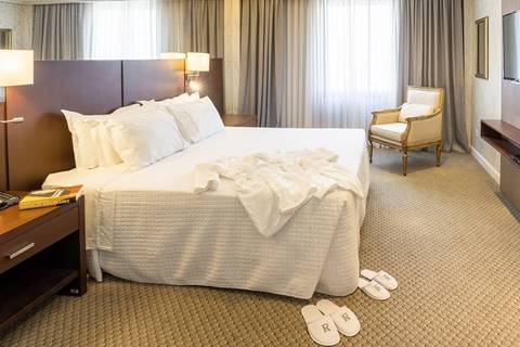 Master Suite, Suíte Master Grand Hotel Rayon. Curitiba, Brazil '