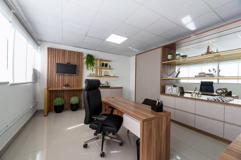 Supermarket Wozniak Curitiba Brazil Serra Fina Marcenaria commercial project directors office room'