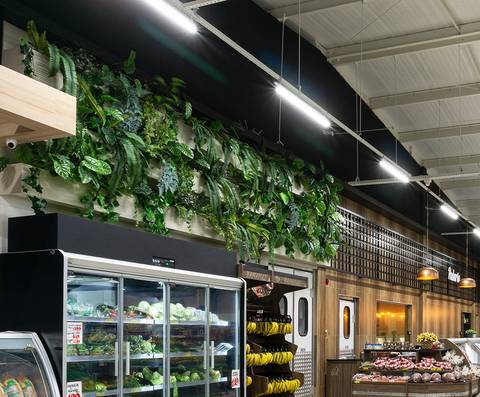 Supermarket Wozniak Curitiba Brazil Serra Fina Marcenaria commercial project customers area'
