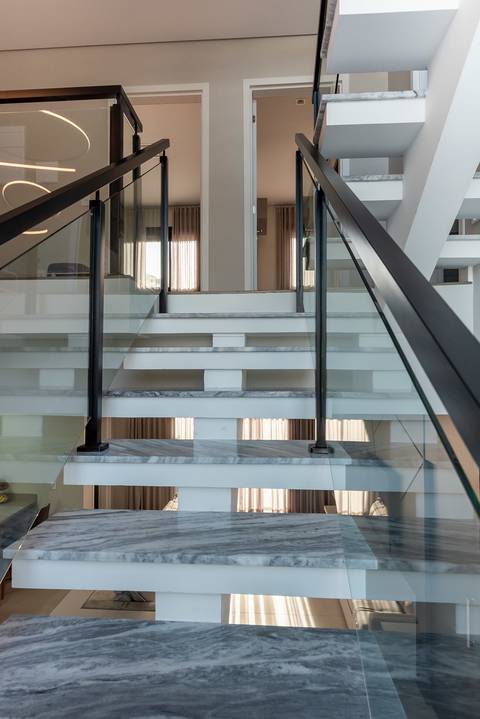 Casa Abranches project Manoella Hamati Apex Arquitetura stairs Curitiba Brazil'