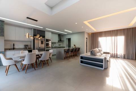 Casa Abranches project Manoella Hamati Apex Arquitetura open concept Curitiba Brazil'