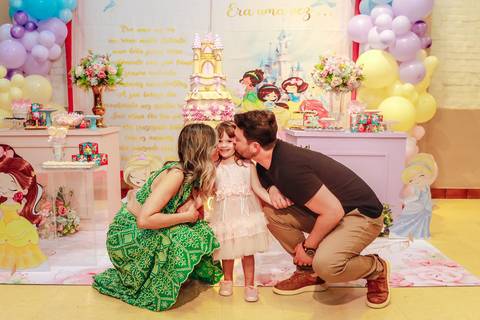 Cobertura completa da festa por fotógrafo de aniversário infantil no Buffet Miniland Tatuapé.'