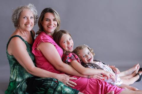 Ensaio Fotográfico de Família em estúdio'