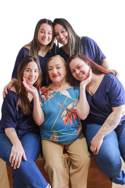 Fotografia de Família avó e netas retrato'