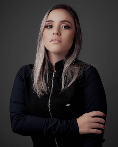 Camila Guimaraes Cirurgiã Dentista'