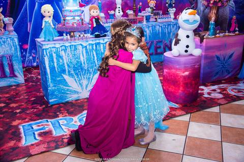 personagens vivos frozen'