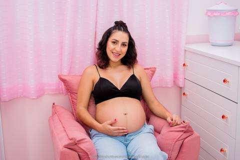 ensaio gestante em casa'