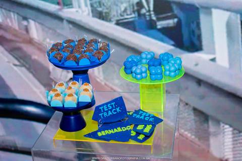 decoração test track'