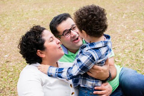 ensaio lifestyle de familia no parque'