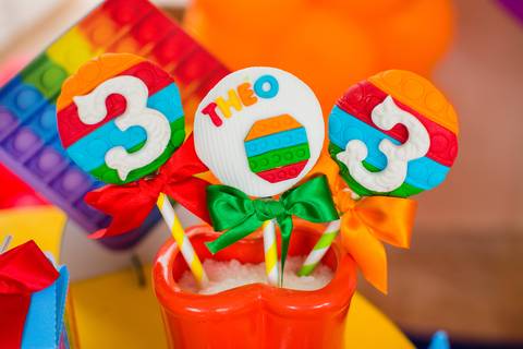 PIRULITO PERSONALIZADO POP IT'