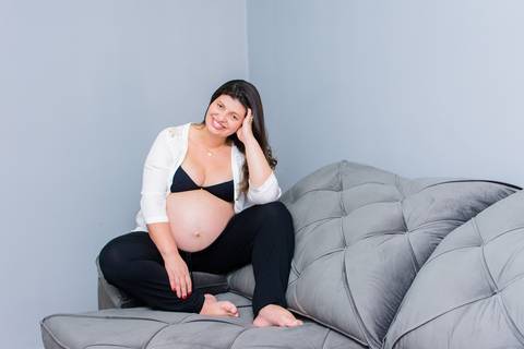 ensaio gestante em casa'