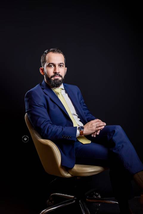 fotografo porto alegre ensaios retratos corporativos perfil linkedin profissional advogado empreendedor masculino'
