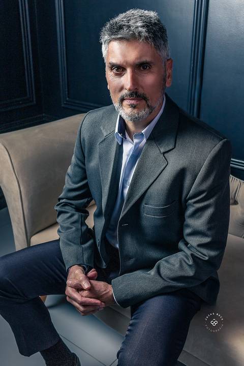 fotografo porto alegre ensaios retratos corporativos perfil linkedin profissional mentor palestrante empreendedor masculino'